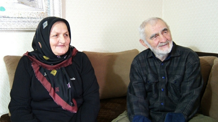 Исхак и Рисалат Расуловы: «Терпение и взаимоуважение - главный залог семейного счастья». Исхак и Рисалат Расуловы: «Терпение и взаимоуважение - главный залог семейного счастья».